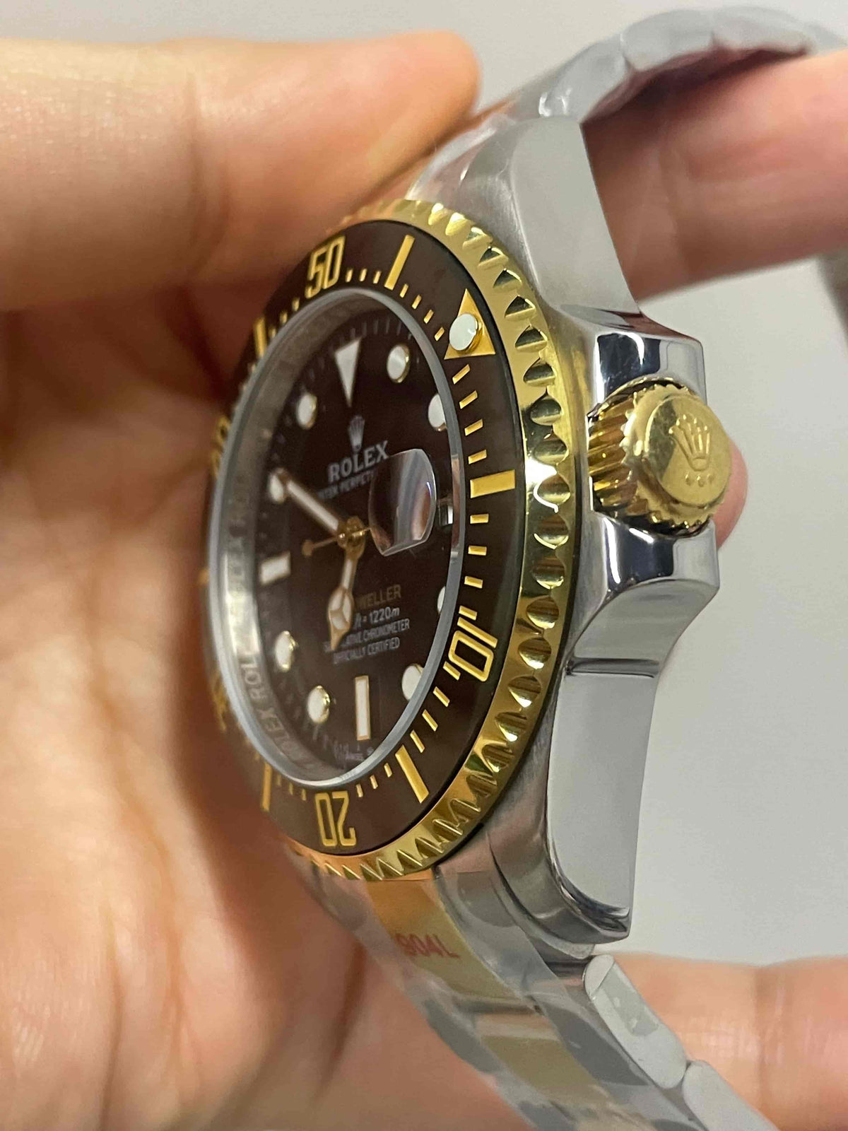Automatic Watch for Men 40mm R136-1