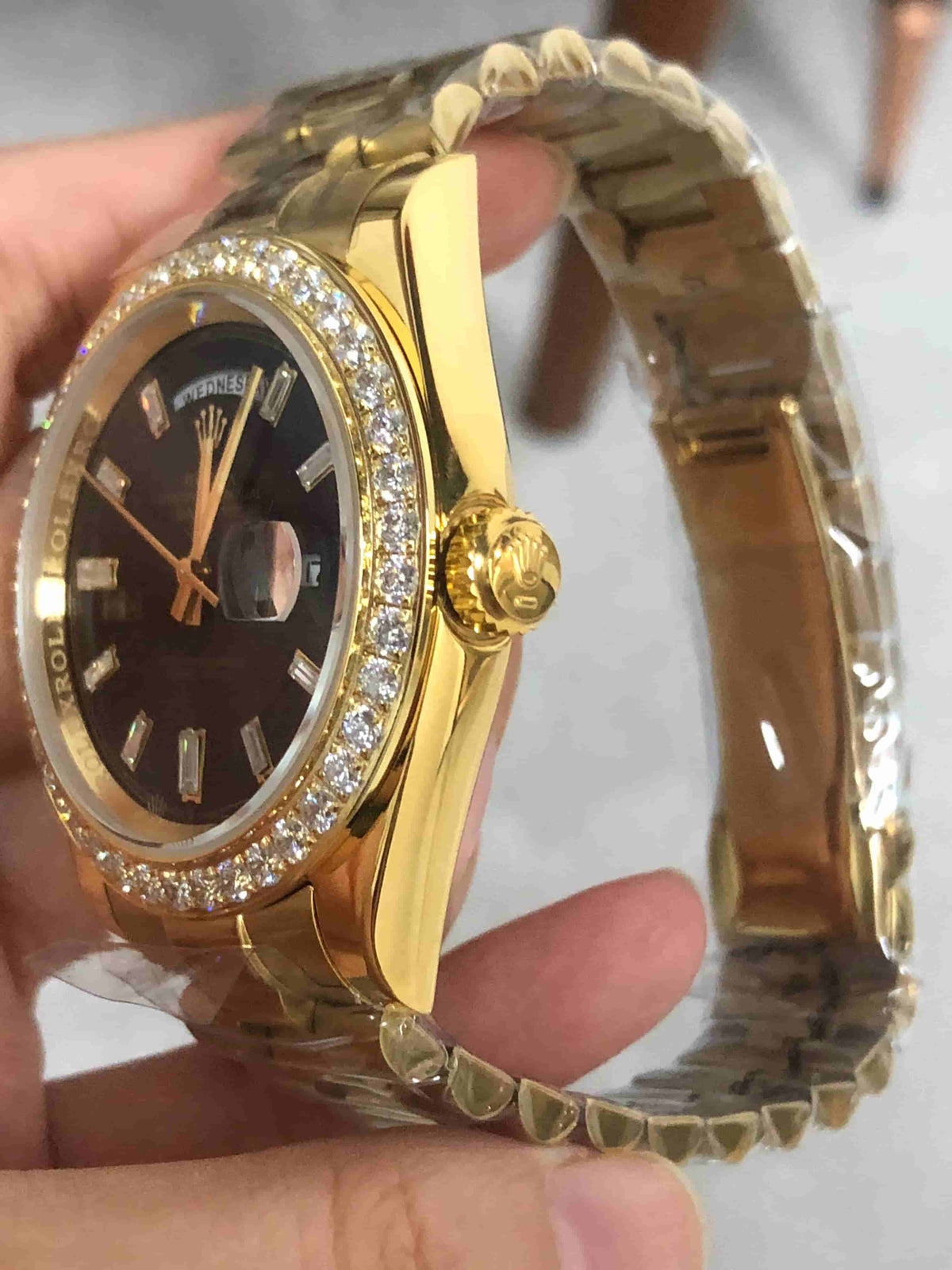 Automatic Watch for Men 40mm R140-1