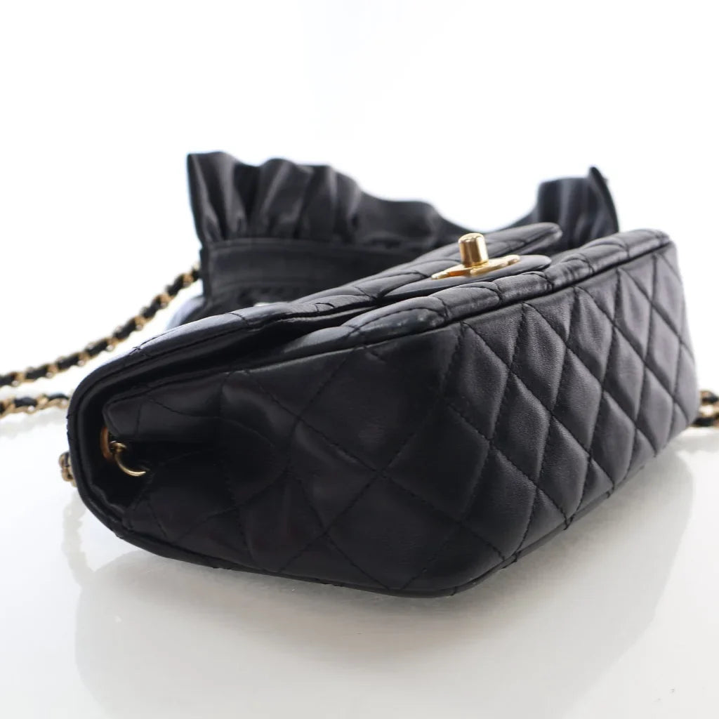 Classic Quilted Chain Shoulder Bag