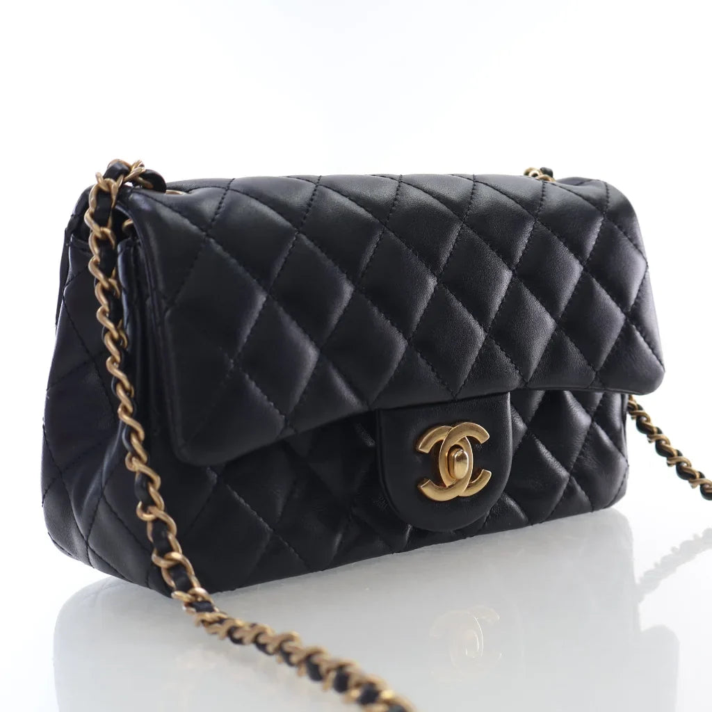 Classic Quilted Chain Shoulder Bag
