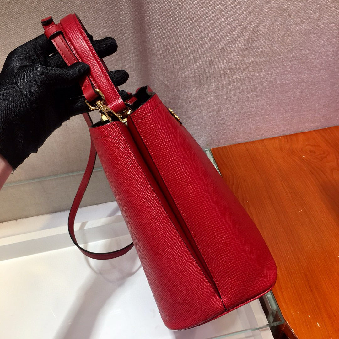 Prada Medium Cuir Panier Bag Red Saffiano leather