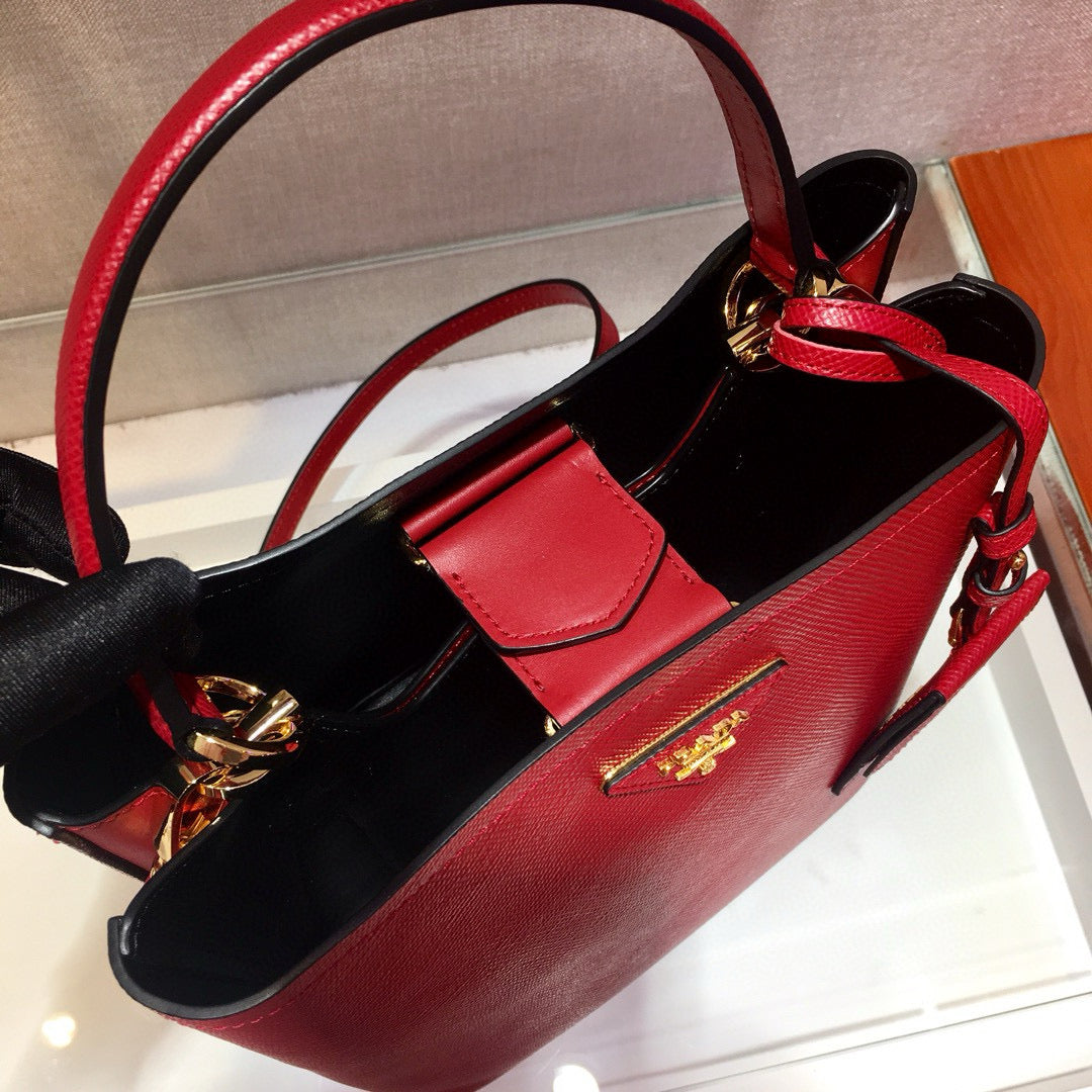 Prada Medium Cuir Panier Bag Red Saffiano leather