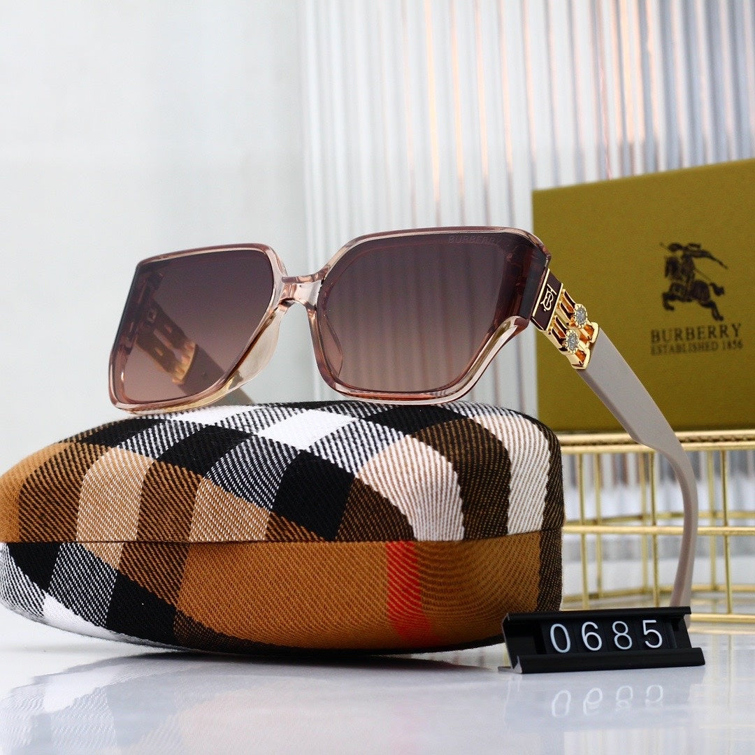 Fashion hot 7 color sunglasses 0685s-sss-12