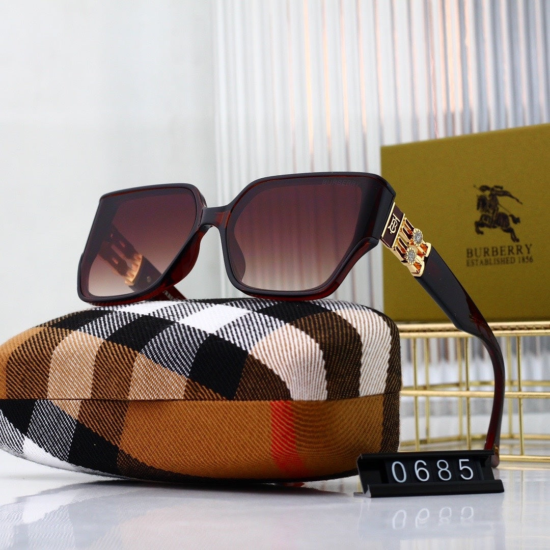 Fashion hot 7 color sunglasses 0685s-sss-12