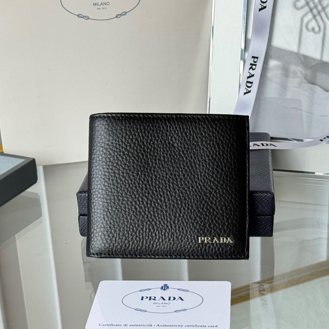 Pra 2M0513 Wallet 11cm Black lychee-grained cowhide HW